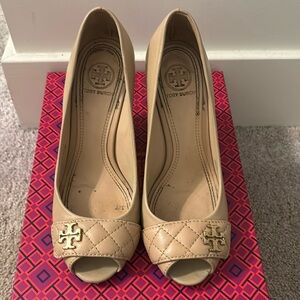 Tory Burch Leila open toe wedge-beige- great condition- size 6.5